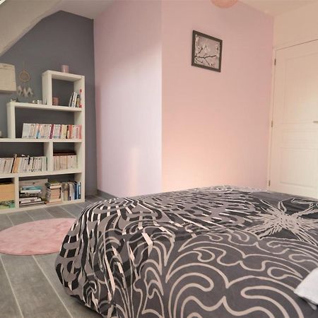 Appartement moderne avec terrasse à 500m de la mer Courseulles-sur-Mer Exterior foto